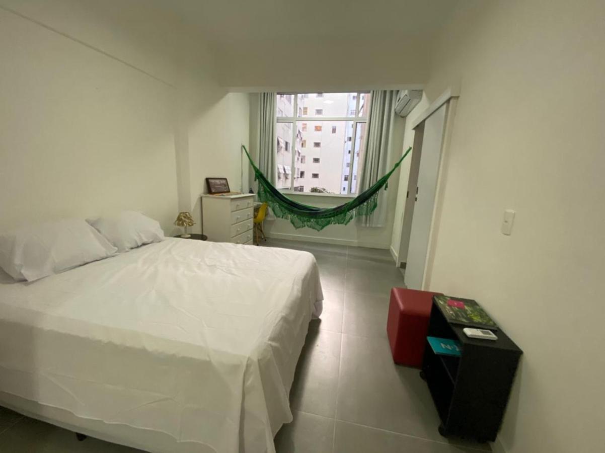 Copacabana Classic Studio Apartment *