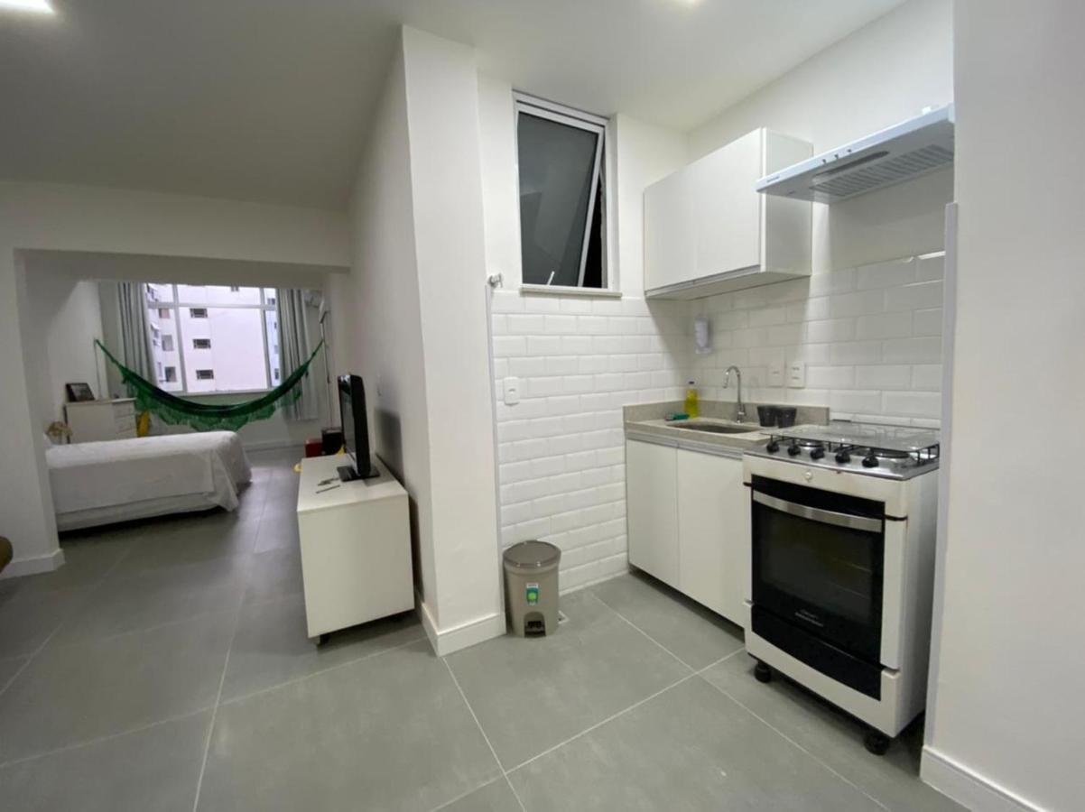 Copacabana Classic Studio Apartment